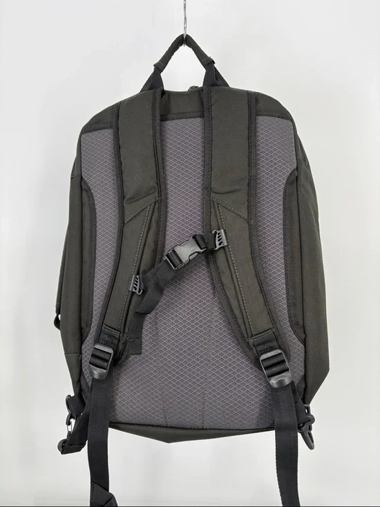 ⛵️ Made By Design Black Streamlined Backpack three big compartments - Picture 5 of 10